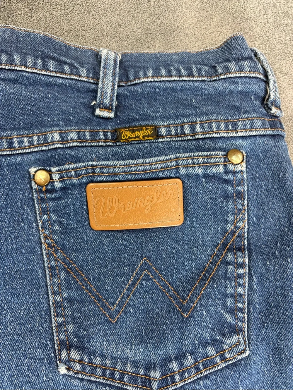Wrangler Classic Men Straight Leg Blue Jeans 40x34
